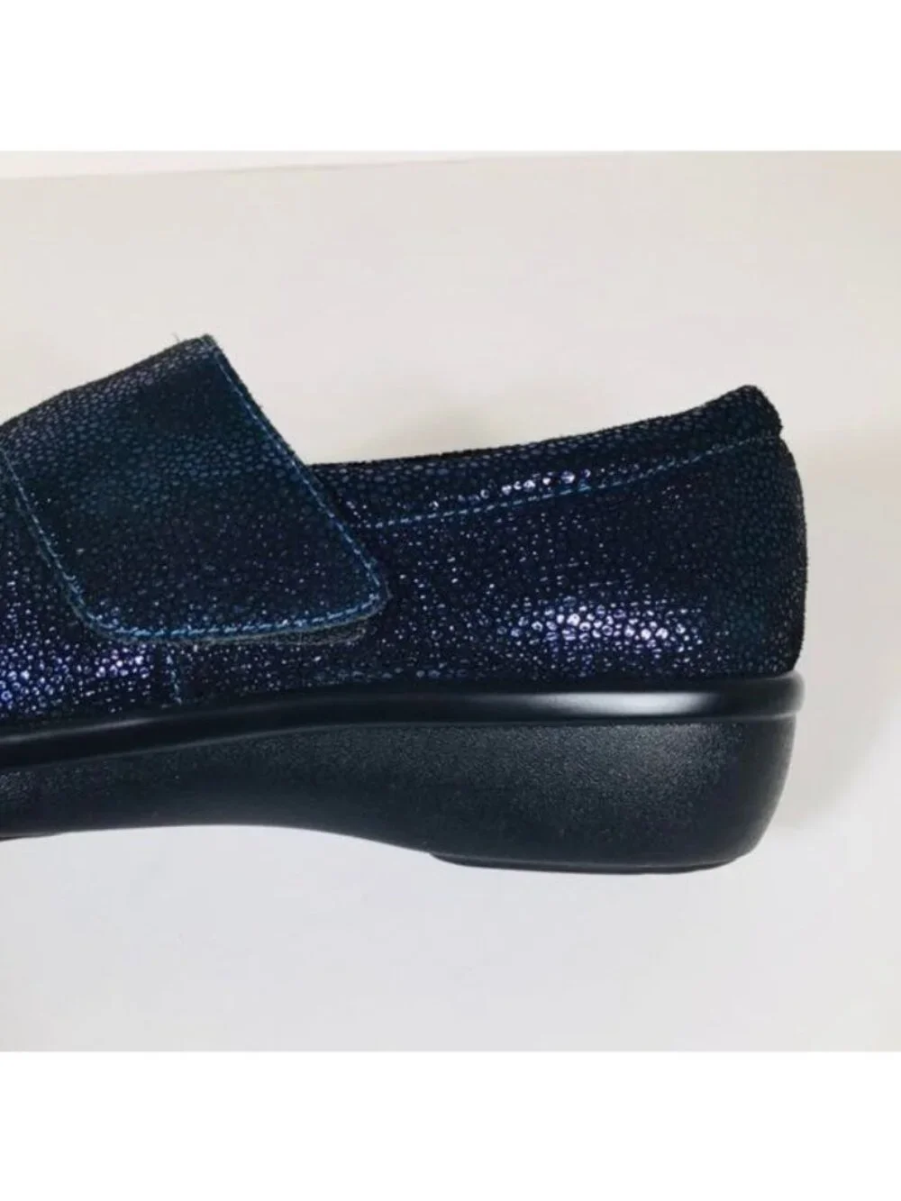 Alegria Womens Lauryn Cosmos Blue Metallic Leather Loafers size 38 US 8 8.5